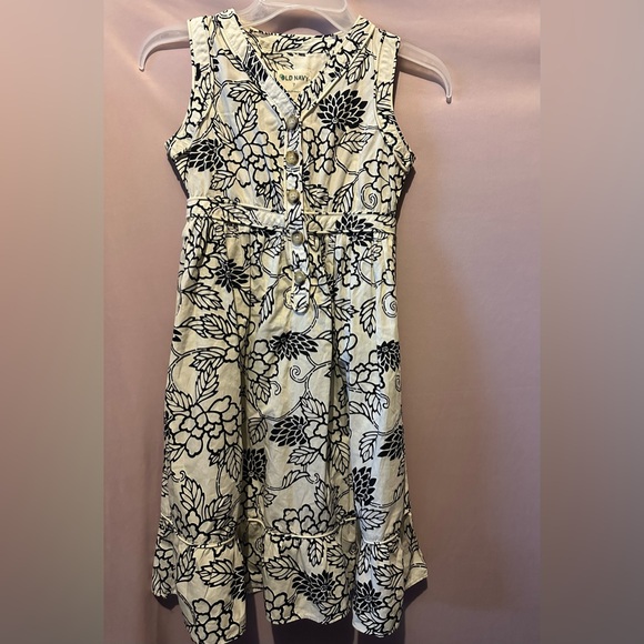 Old Navy Other - NWOT OLD NAVY FLOWER CREAM & BLACK LITTLE GIRL DRESS